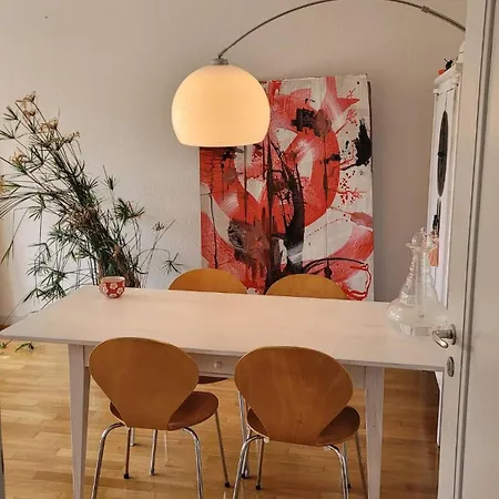 In Marzili Quarto em Acomodações Particulares *